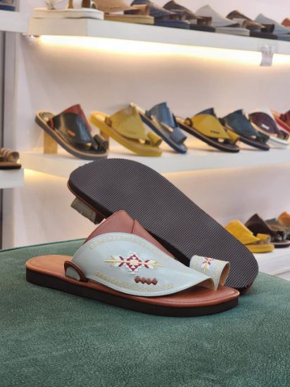 صورة زبيري وطني مطرز مديل م75